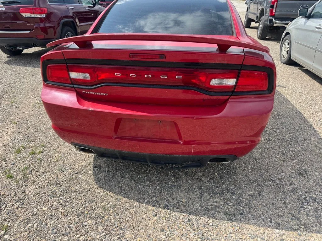 Used 2012 Red Dodge SE image 4