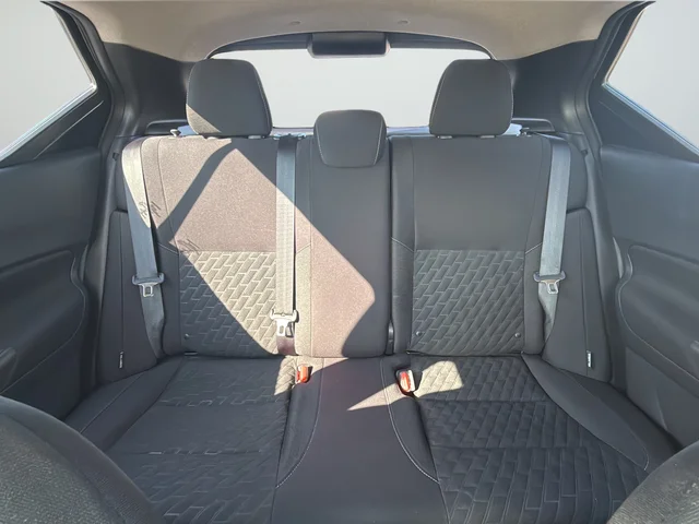 Used 2022 Gray Nissan SV image 34