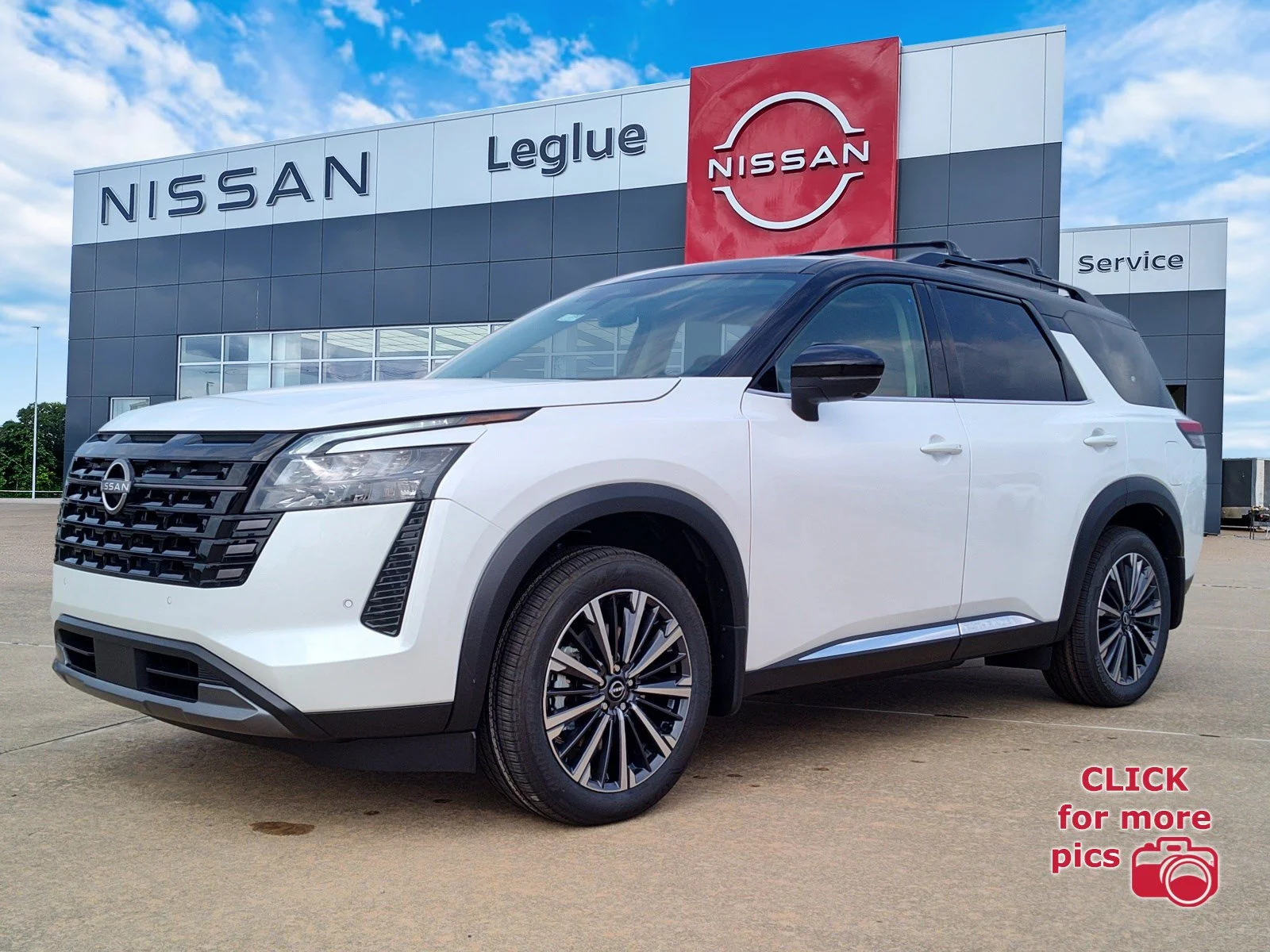 2026 Nissan Pathfinder Platinum