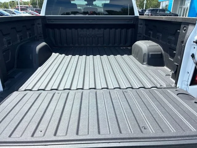 New 2026 Summit White GMC Elevation image 25