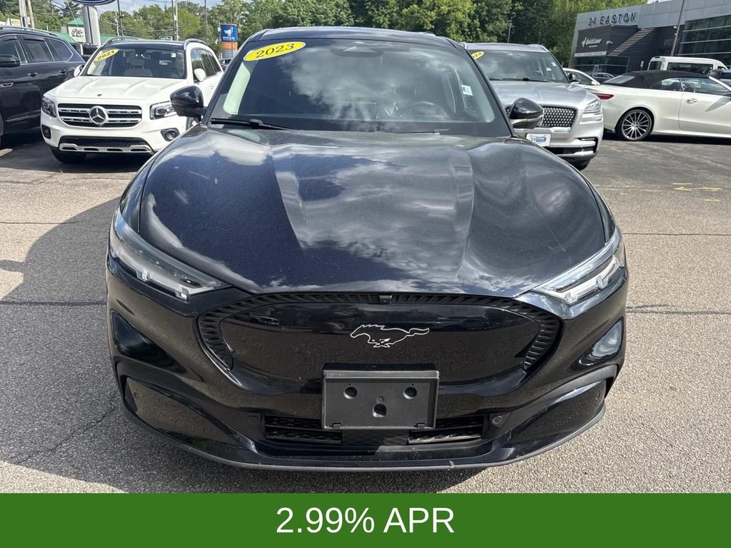 Used 2023 Black Ford Select image 10