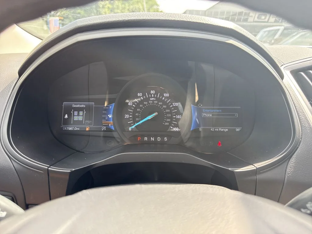 Used 2023 Gray Ford SE image 20