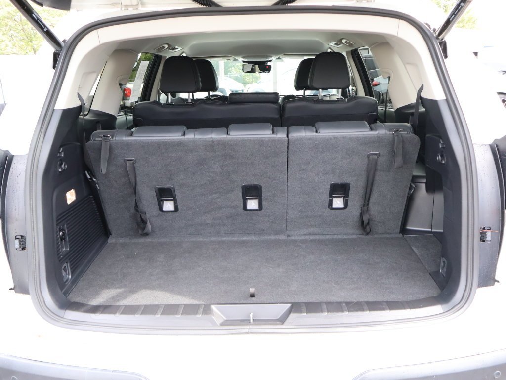 Used 2023 White Subaru Limited image 16