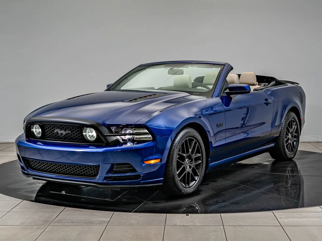 Used 2013 Blue Metallic Ford GT Premium image 2