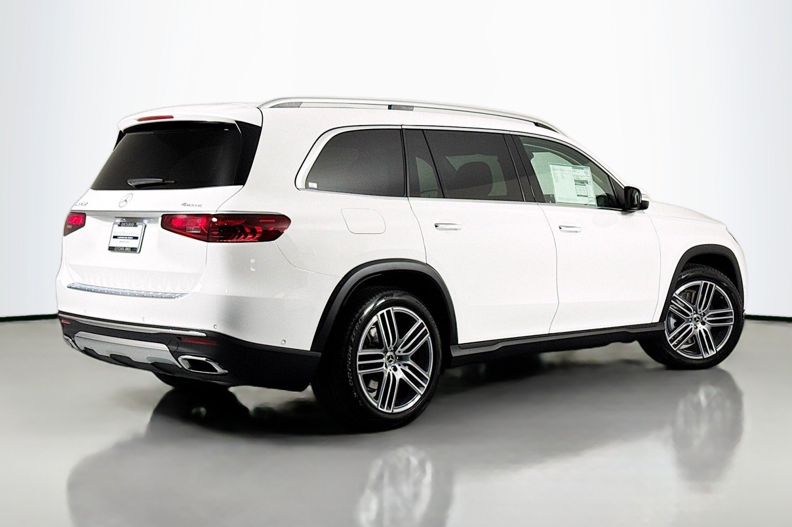 New 2026 Polar White Mercedes-Benz GLS 450 4MATIC® SUV image 12