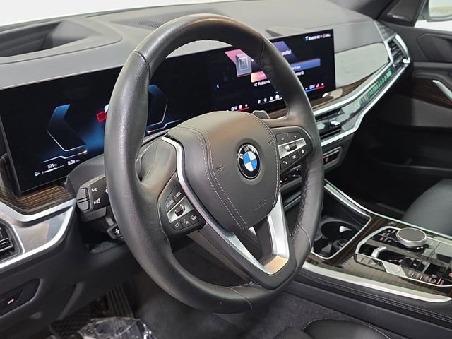 Certified Used 2026 Alpine White BMW xDrive40i image 12