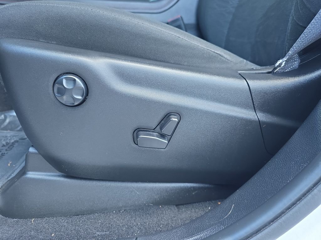 Used 2025 White Dodge R/T image 13