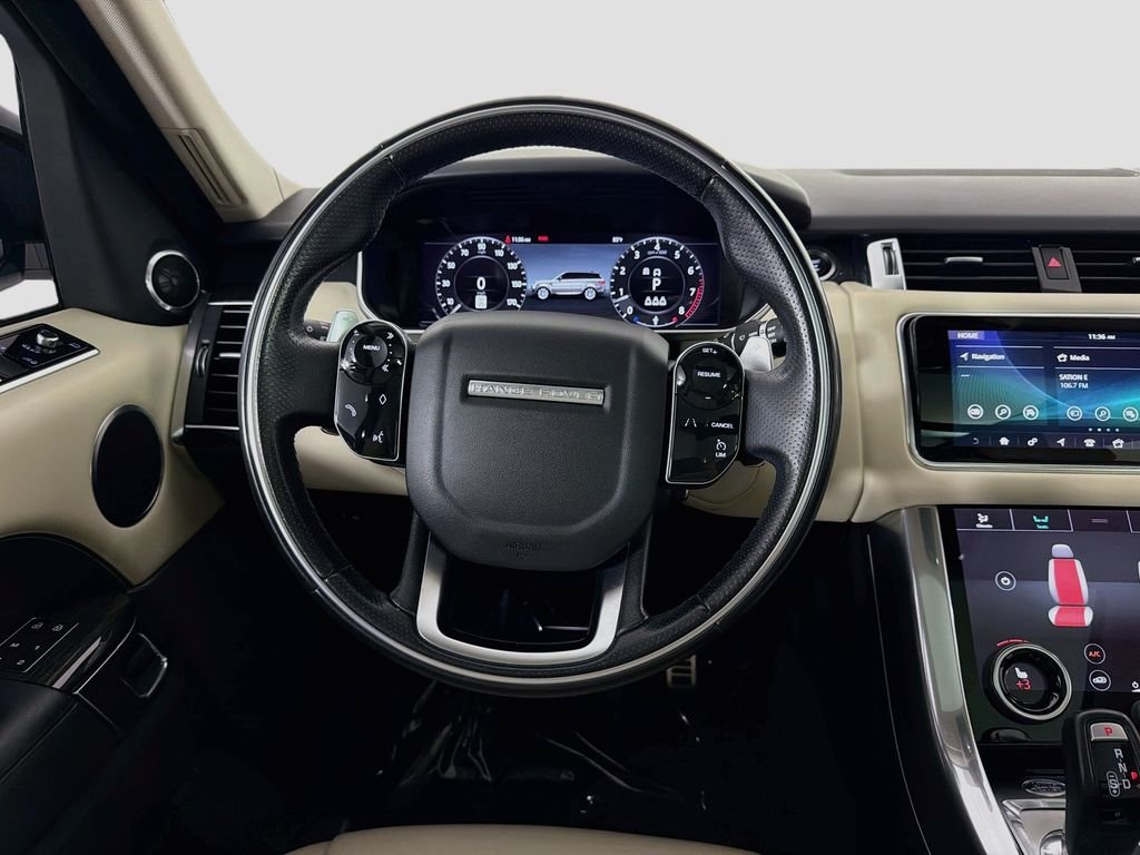 Used 2022 White Land Rover HSE Dynamic image 23