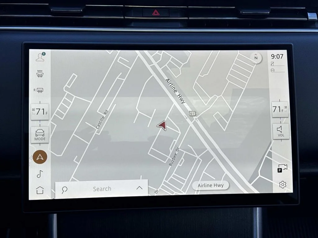 2025 Land Rover Range Rover SE - Photo 13