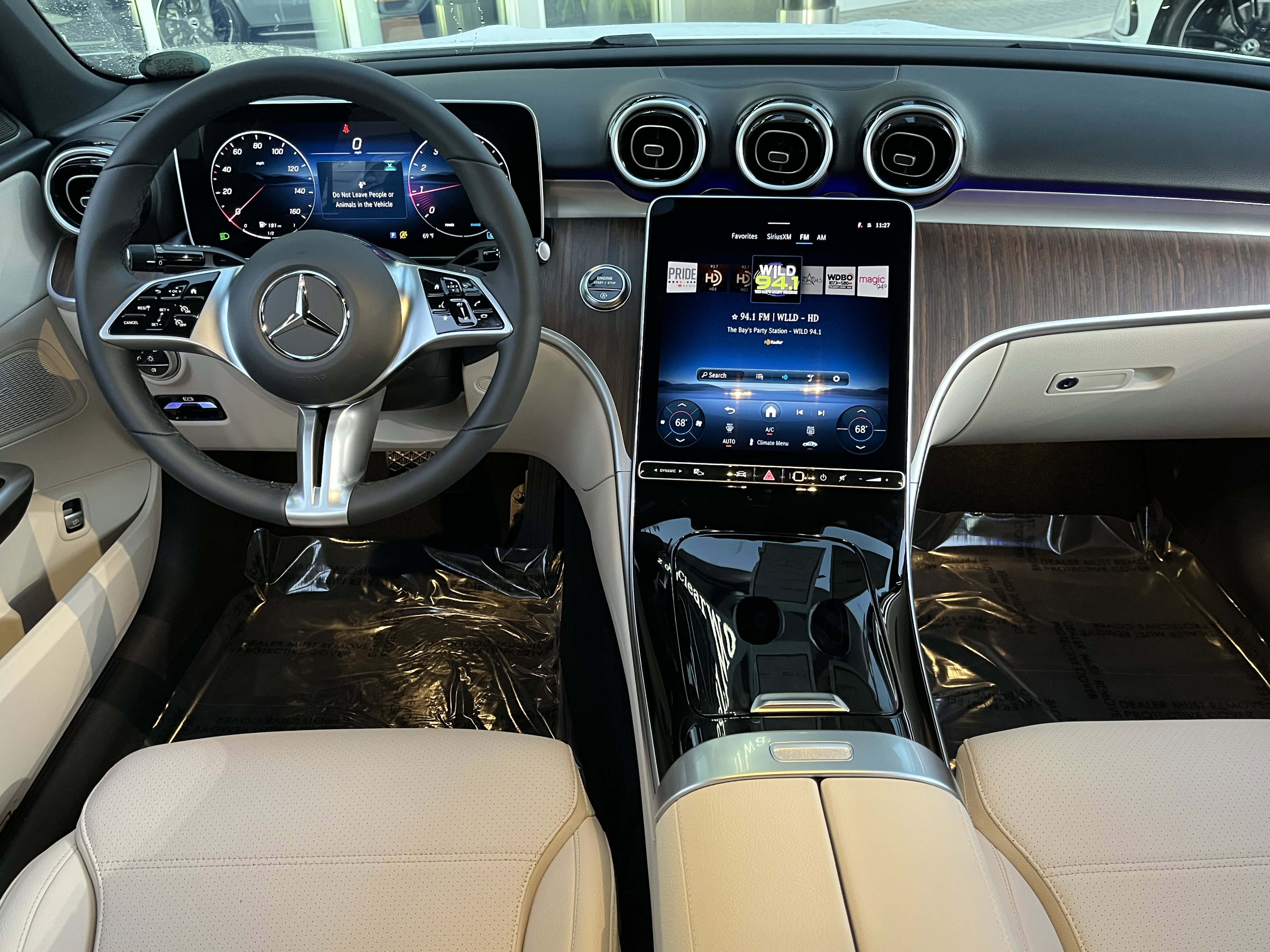 New 2026 POLAR WHITE Mercedes-Benz C 300 image 18
