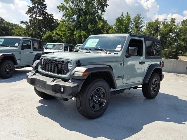 New 2026 Earl Clearcoat Jeep Sport image 3