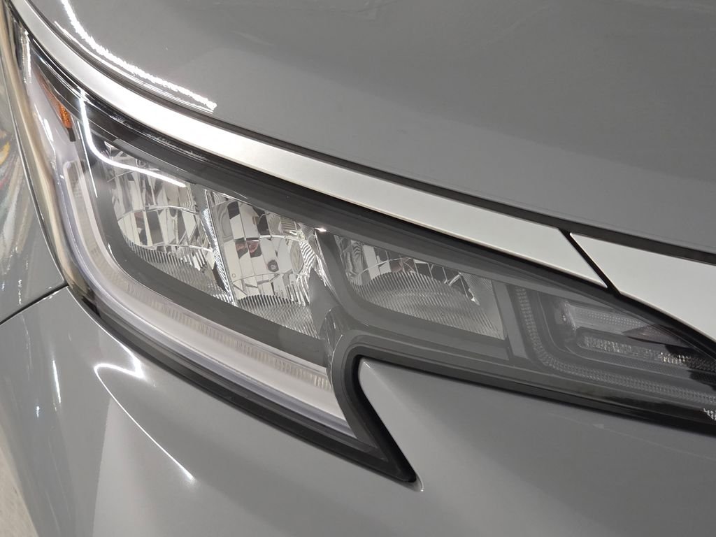 Used 2024  Toyota XSE image 14