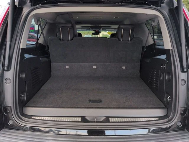 Used 2019 Black Raven Cadillac Luxury image 13
