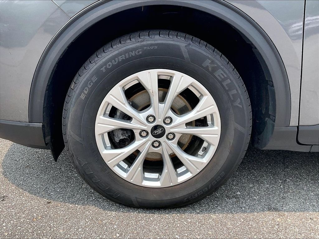 Used 2023 Carbonized Gray Metallic Ford Active image 7
