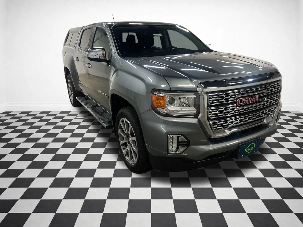 2021 GMC Canyon 4WD Denali Crew Cab Short Box's photo