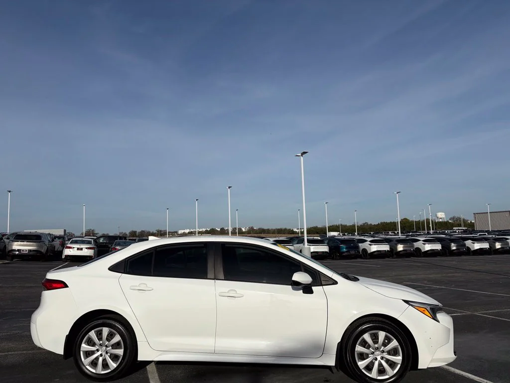 Used 2023 White Toyota LE image 4