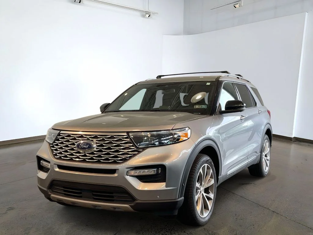 Used 2021 Silver Metallic Ford Platinum image 1