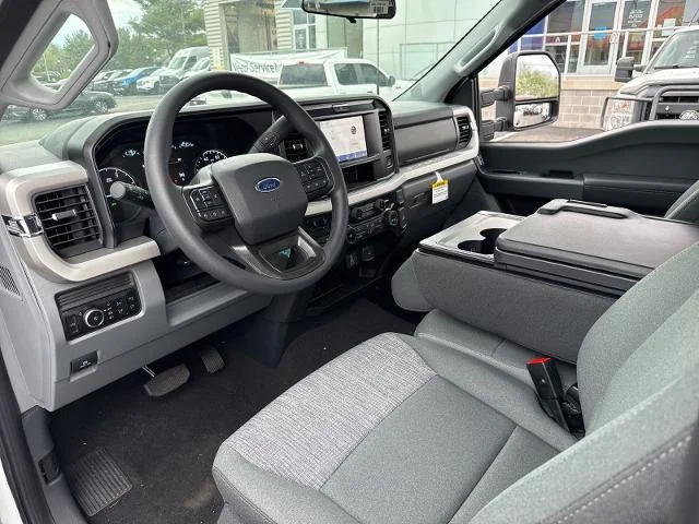 2025 Ford F-250 Super Duty XLT - Photo 60