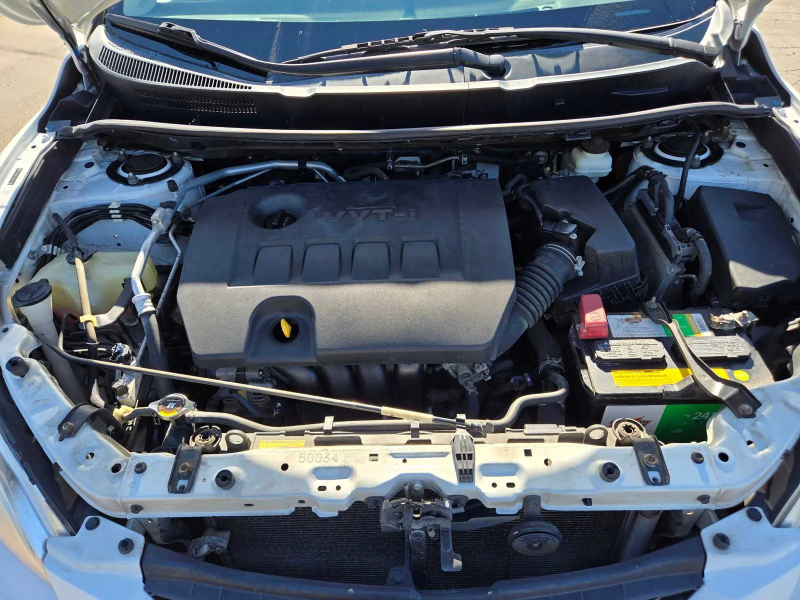 Used 2011  Toyota  image 29