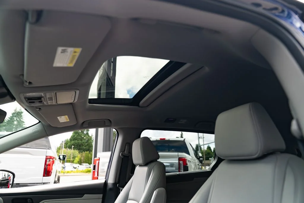 Used 2019  Honda EX-L image 17