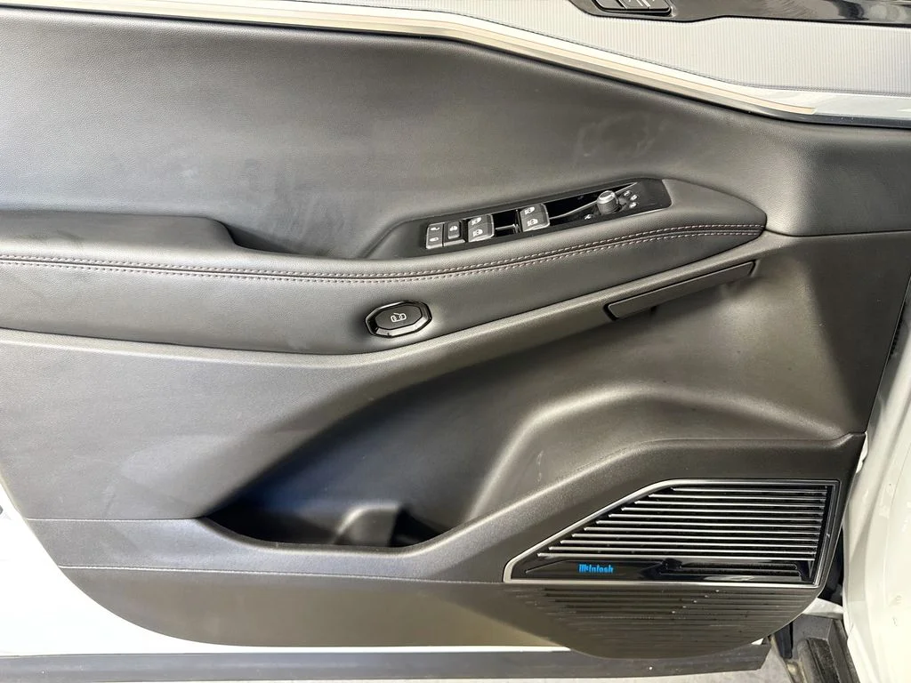 Used 2024 White Jeep Launch Edition image 18