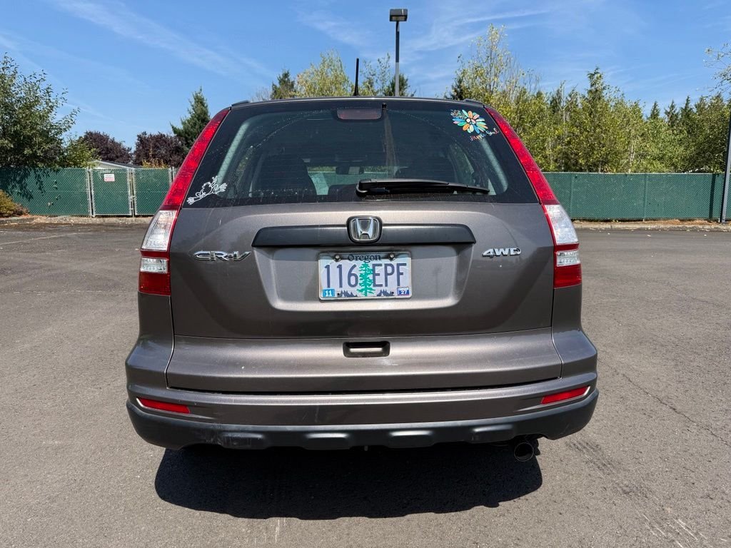 Used 2010 Urban Titanium Metallic Honda LX image 5