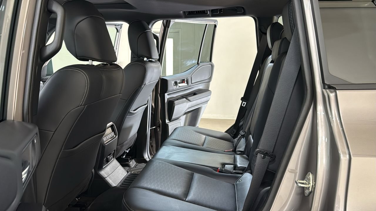 Certified Used 2025  Toyota Base image 15