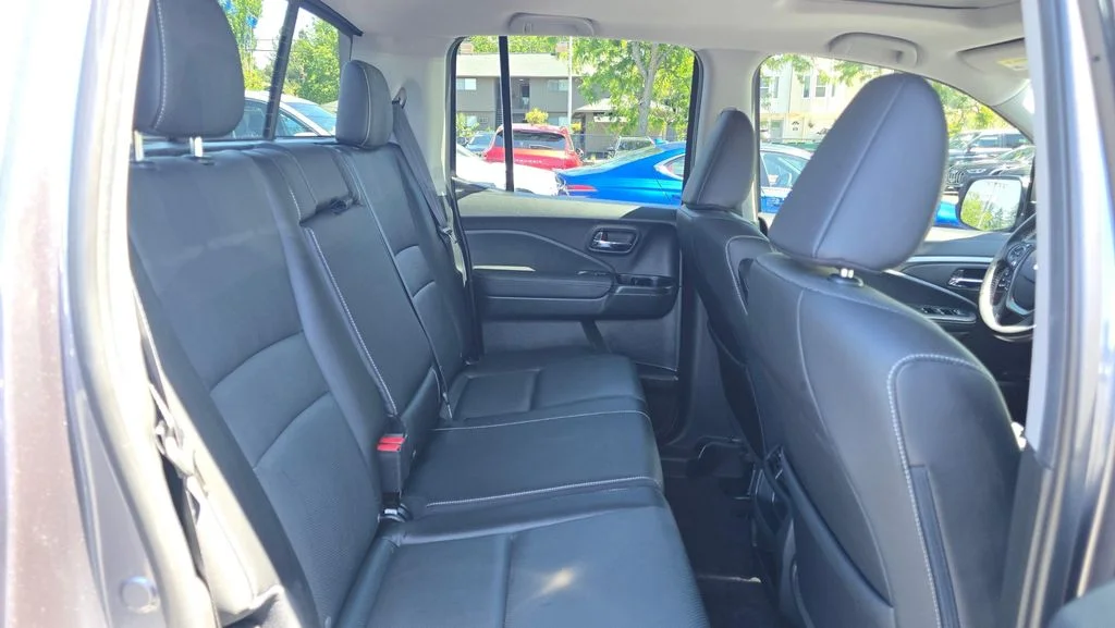 Used 2023 Gray Honda RTL image 12