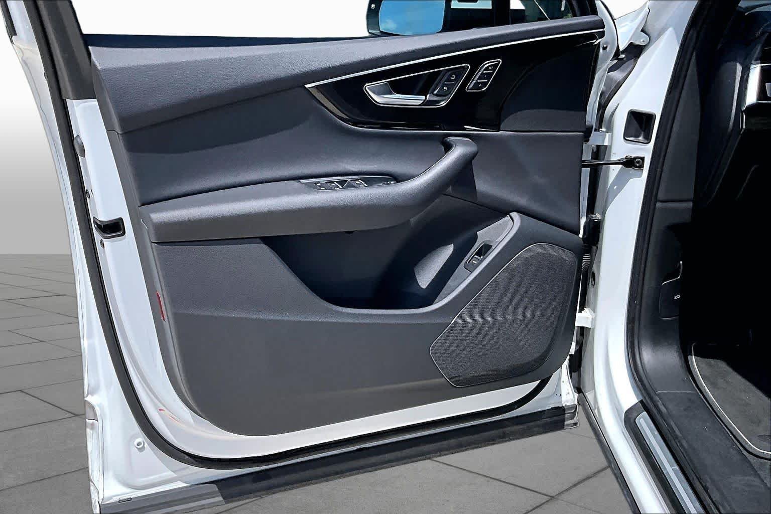 Used 2025 Glacier White Metallic Audi Premium image 20