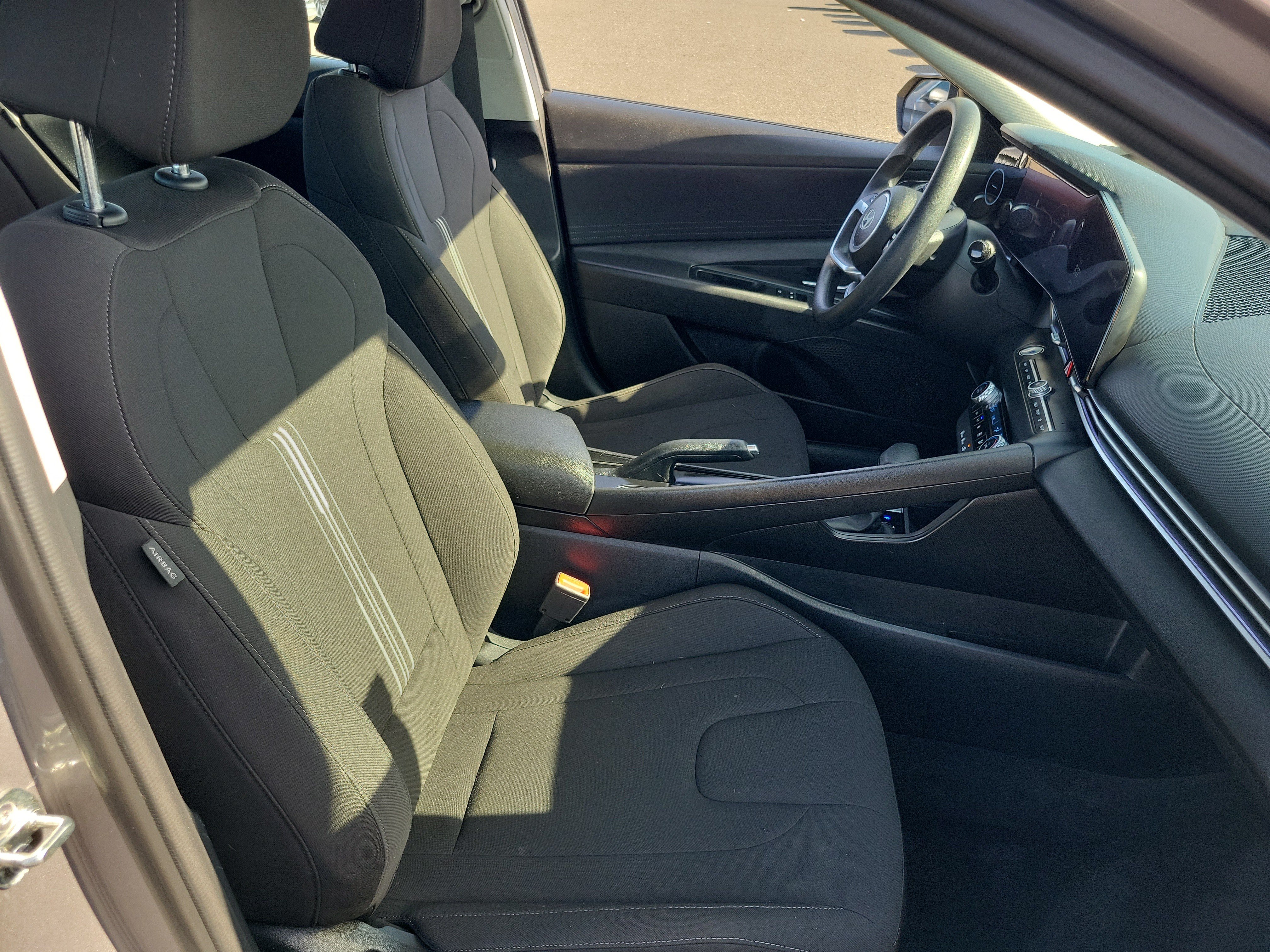 2024 Hyundai Elantra SEL - Photo 19