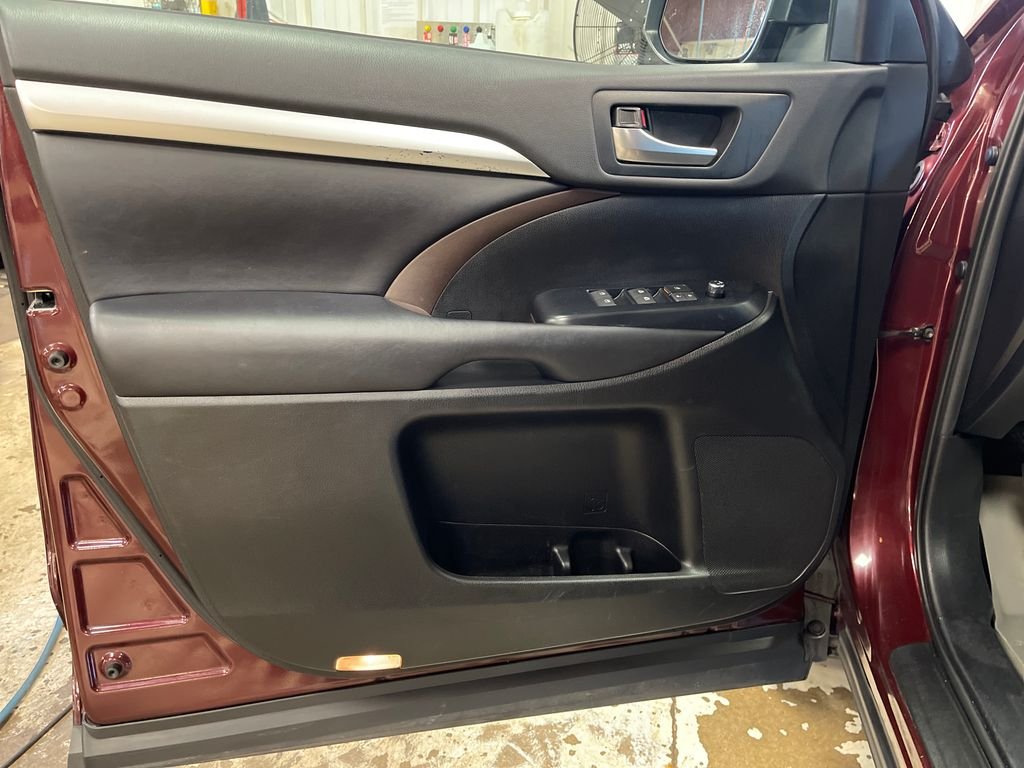 Certified Used 2019 Red Toyota XLE image 14