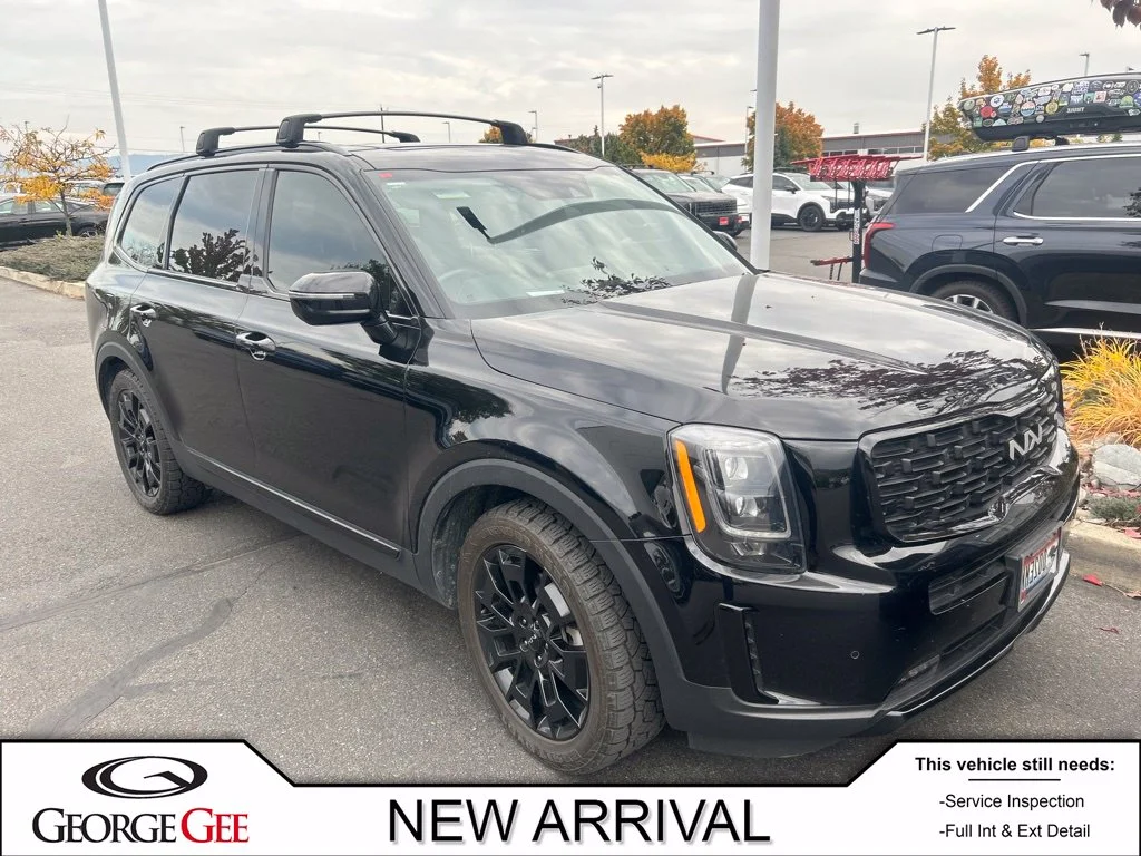 Used 2022 Black Kia SX image 1