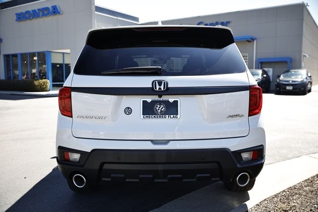 Used 2023 Platinum White Pearl Honda EX-L image 7