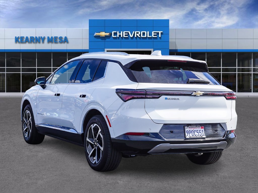 Used 2024 White Chevrolet LT image 4