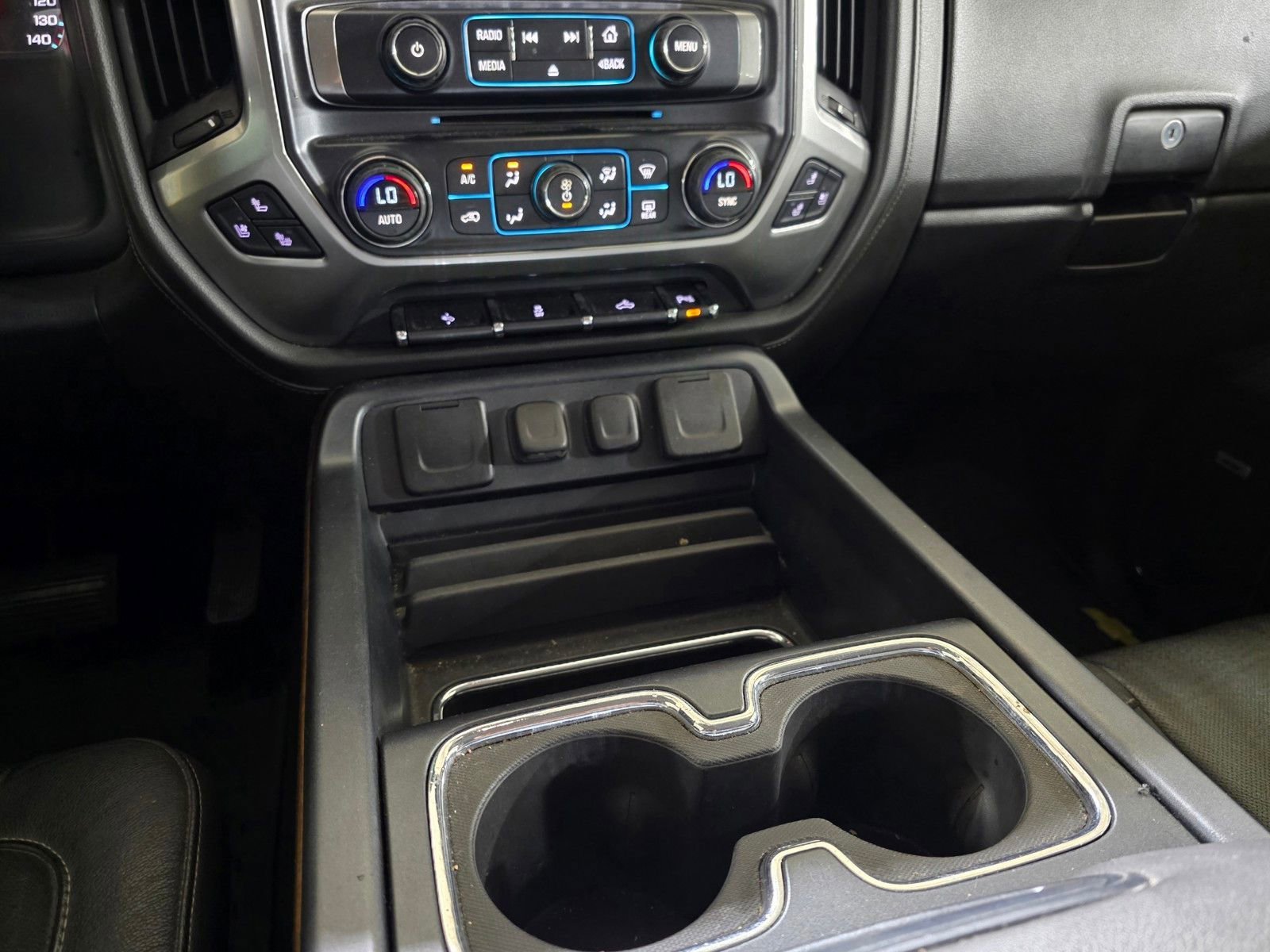 Used 2016 TUNGSTEN METALLIC Chevrolet LTZ image 19