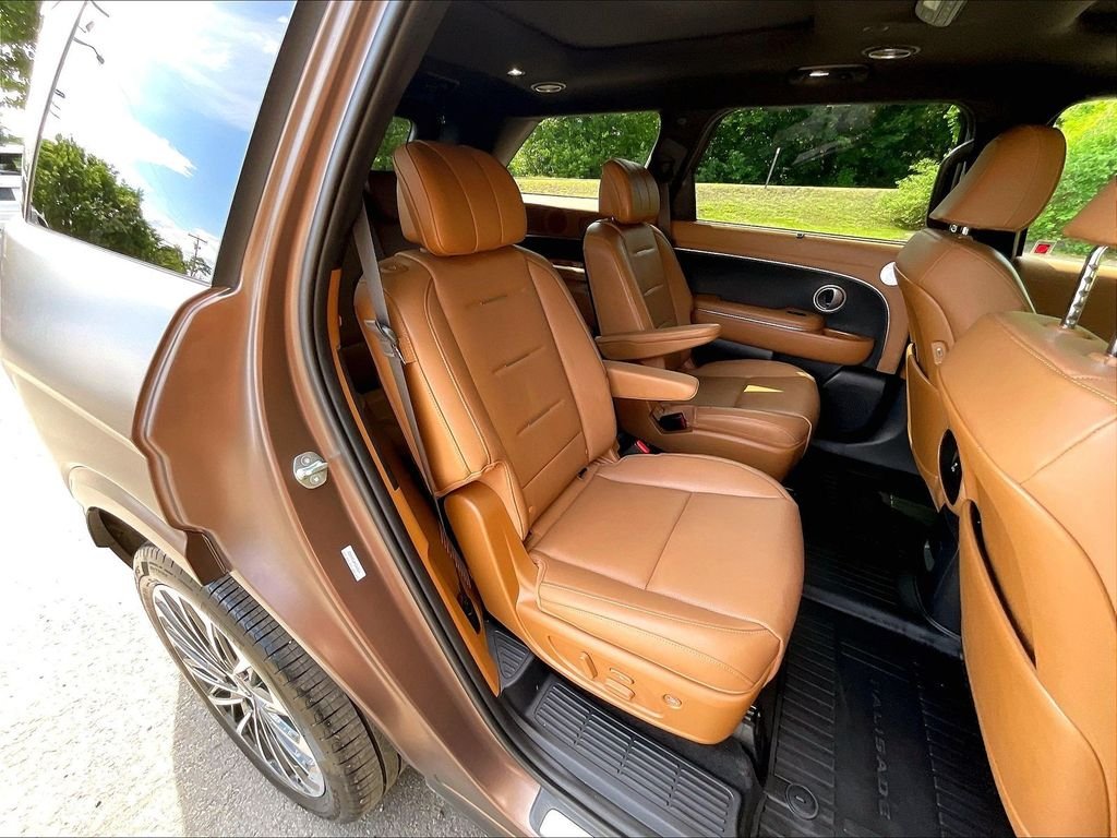 Used 2026 Brown Hyundai Calligraphy image 20