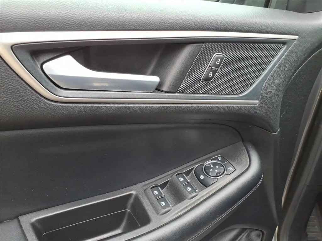 2024 Ford Edge SEL - Photo 15
