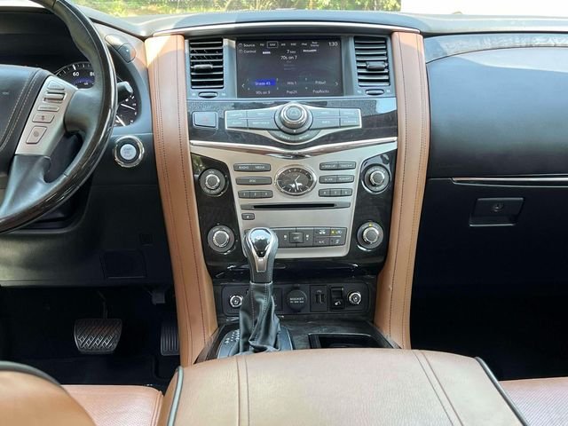 Used 2018 Beige INFINITI Base image 15