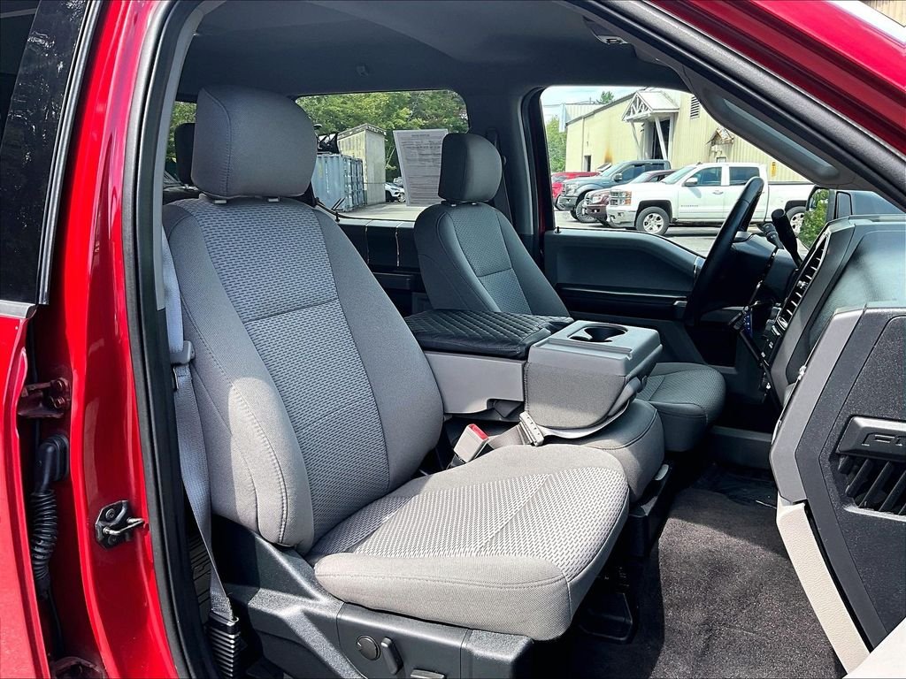 Used 2020 Red Ford XLT image 11