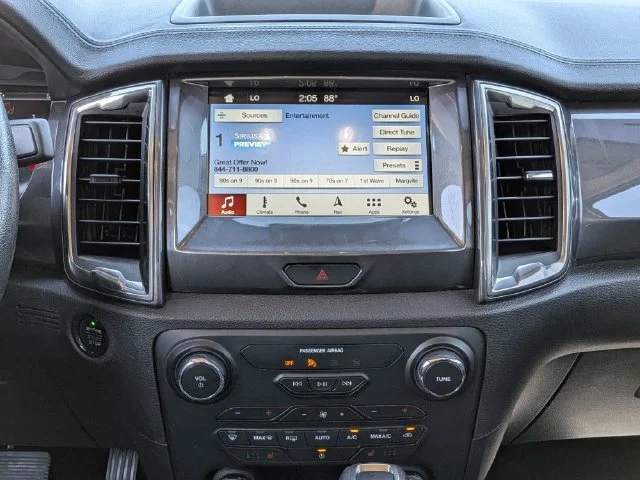 Used 2019 White Ford Lariat image 19