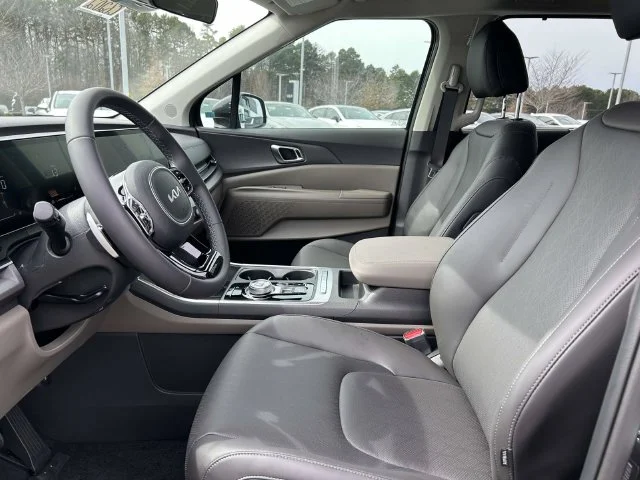 Certified Used 2026 Gray Kia EX image 3