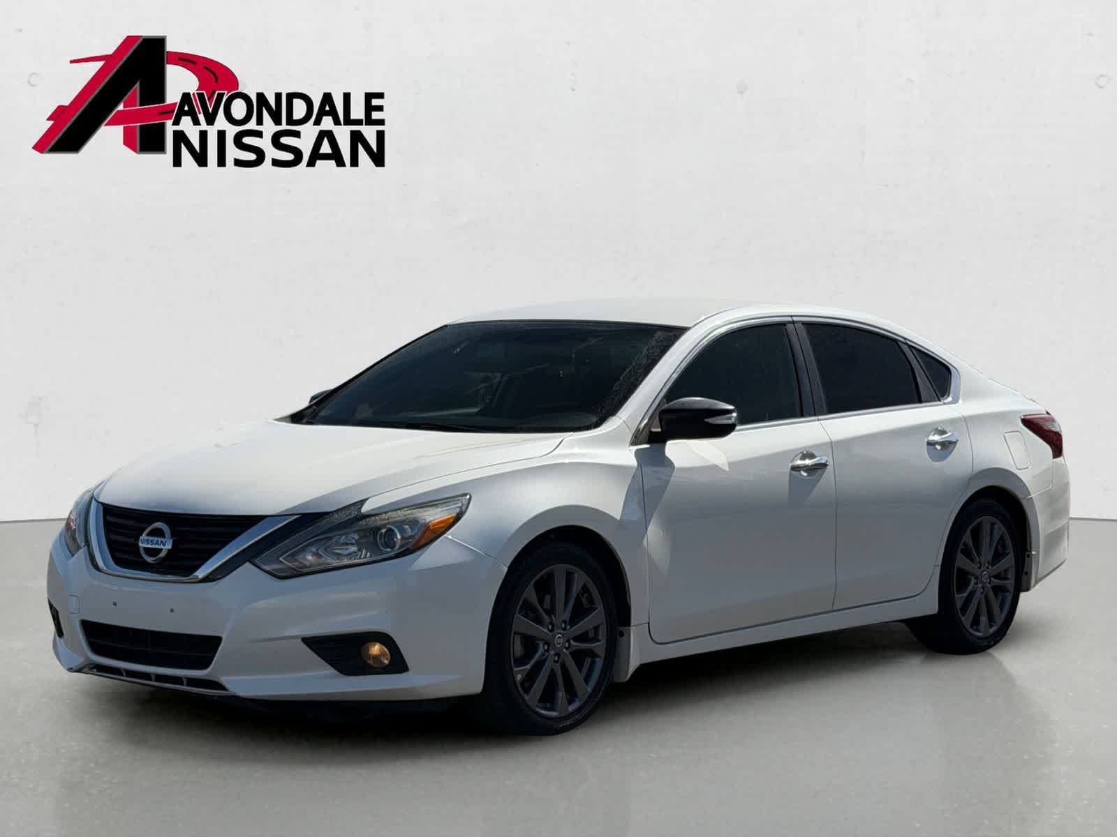Used 2018 Nissan Altima SR with VIN 1N4AL3AP7JC220590 for sale in Avondale, AZ