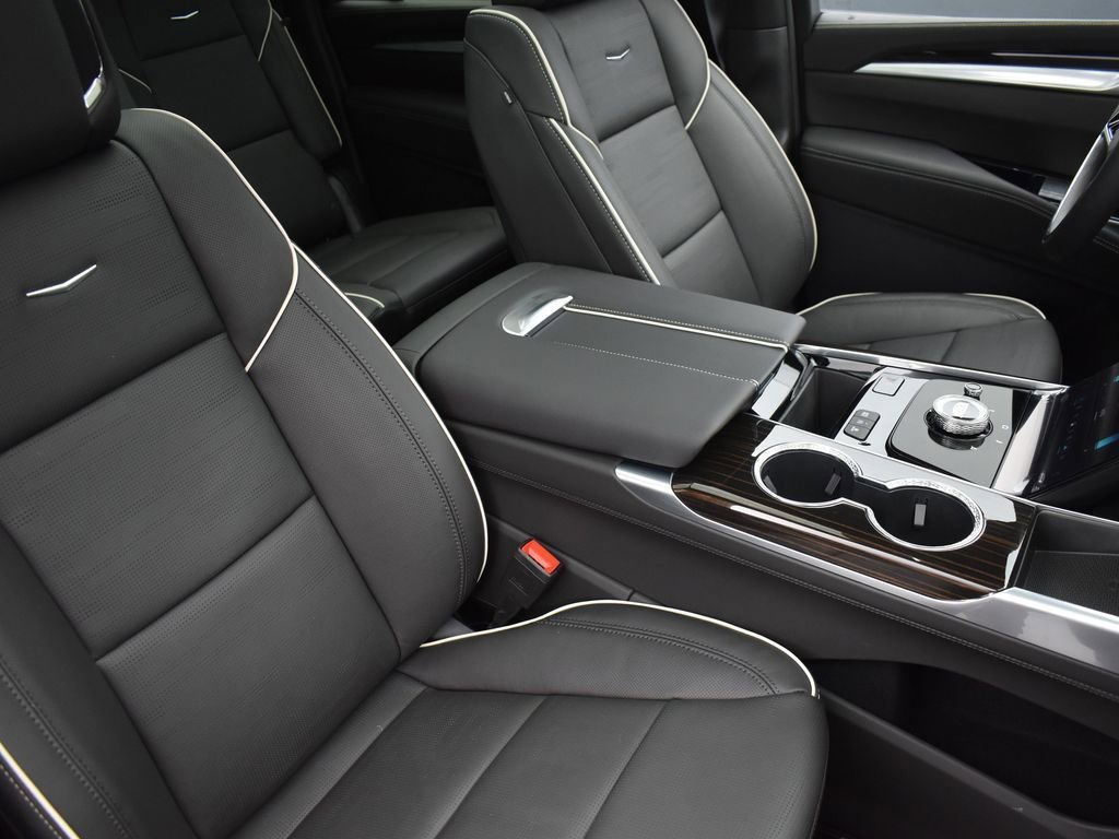 2026 CADILLAC ESCALADE ESV - Image 37