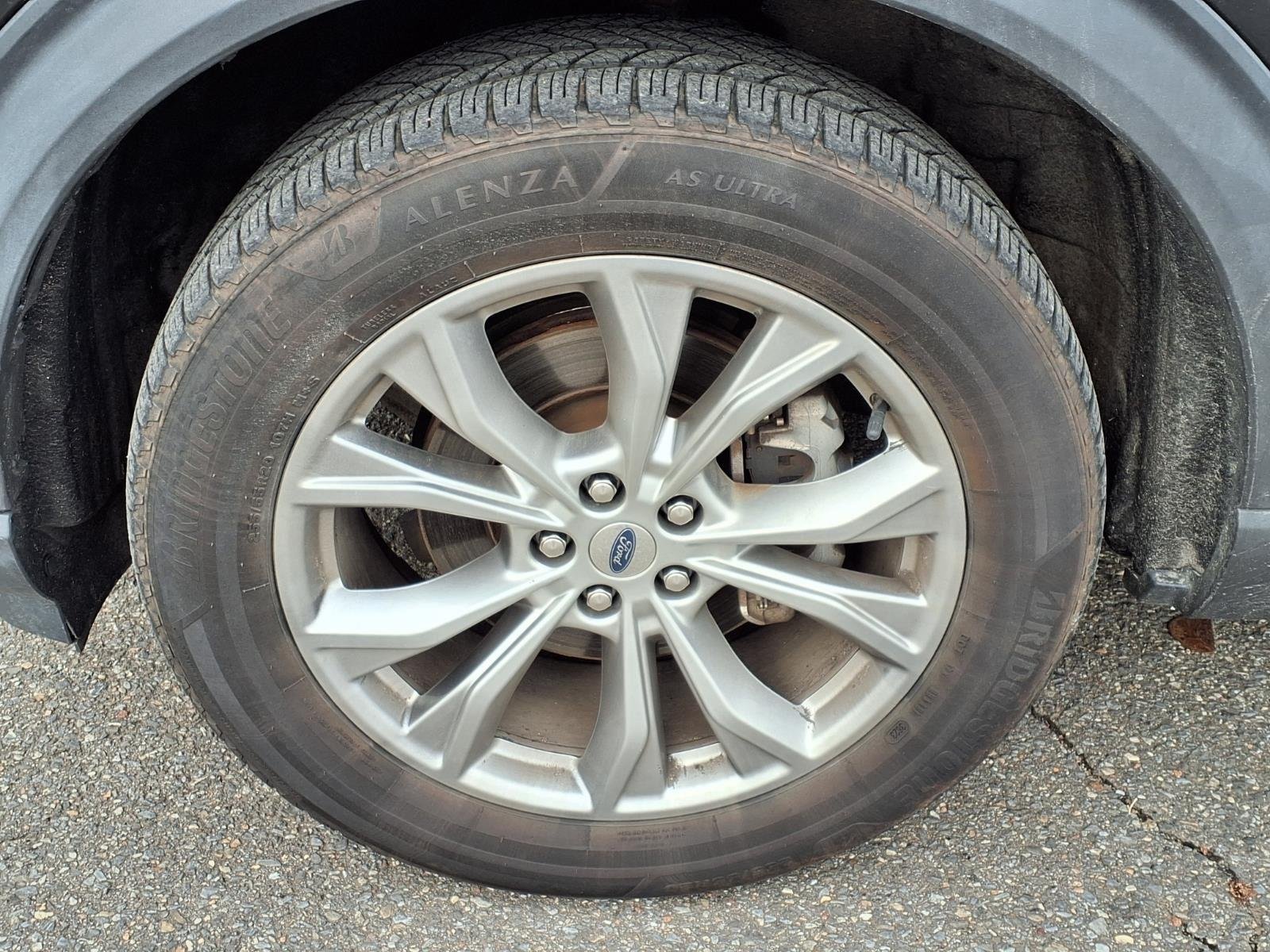 Used 2021 Agate Black Metallic Ford XLT image 12