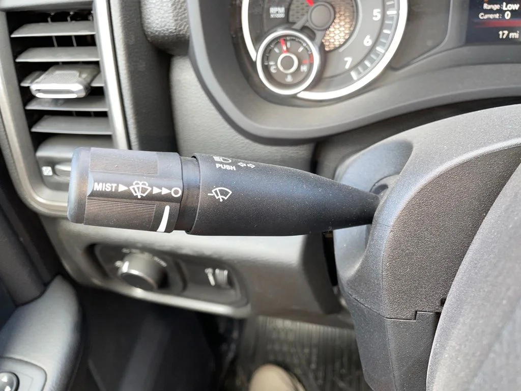 2022 RAM Ram 3500 Chassis Cab Tradesman - Photo 34
