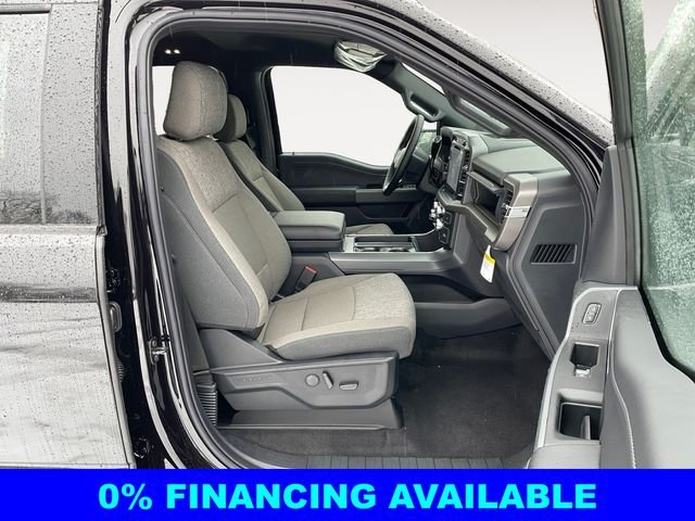 2025 Ford F-150 XLT - Photo 30