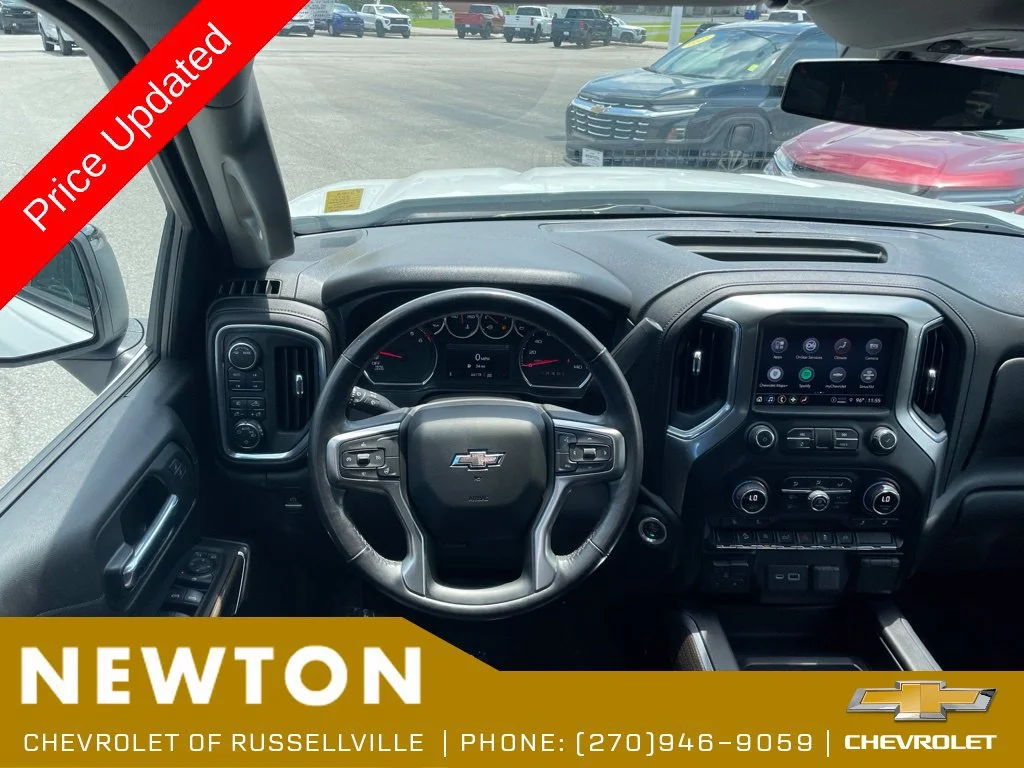 Used 2021 SUMMIT WHITE Chevrolet RST image 19