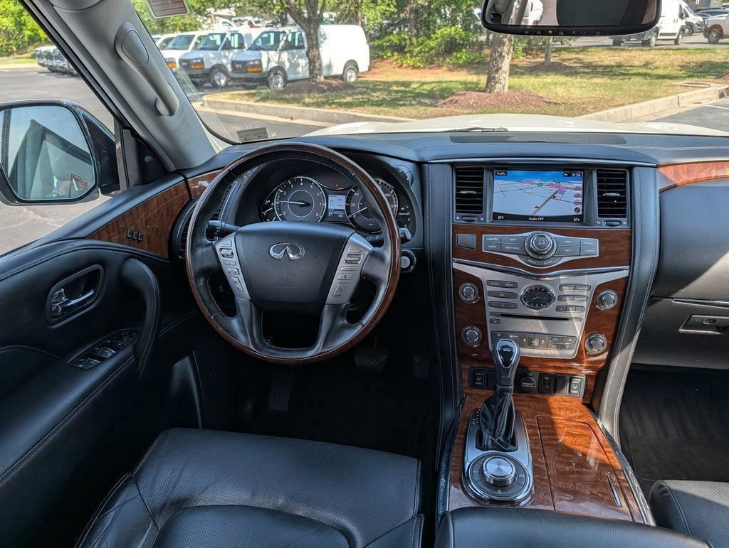 Used 2019 Moonstone White INFINITI LUXE image 11