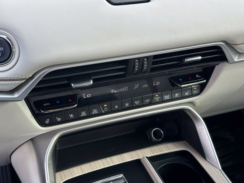 Used 2024 Silver Mazda Premium Plus image 5