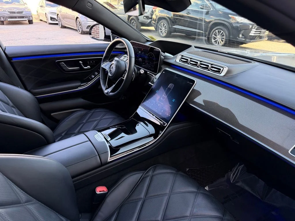 Used 2022 Gray Mercedes-Benz Maybach S 580 image 11